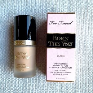 Too Faced Born This Way Natural Finish Longwear Liquid Foundation - PEARL